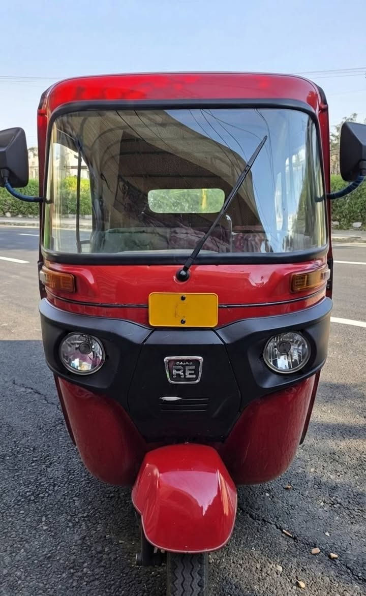 سلام عليكم
للبيع تكتك موديل 2022 لون أحمر 🔴
نظيف جدًا، كفالة عامة جادر جديد اصلي و دوشمة 
🔧 برغي واحد ما مفتوح،
🚦 مشترى ومشدود كدامي
📉 استخدام قليل جدًا جدًا – تجي وتشوف بعينك
📄 رقم وسنوية باسمي
✍️ التحويل  ثاني يوم بدون تأخير
📍 العنوان: بغداد/ الكرخ 
💰 السعر: 9 وبـيه مجال قليل للشراي الجاد رجاء مو شري لا يتصل
📞 للتواصل (***********)
