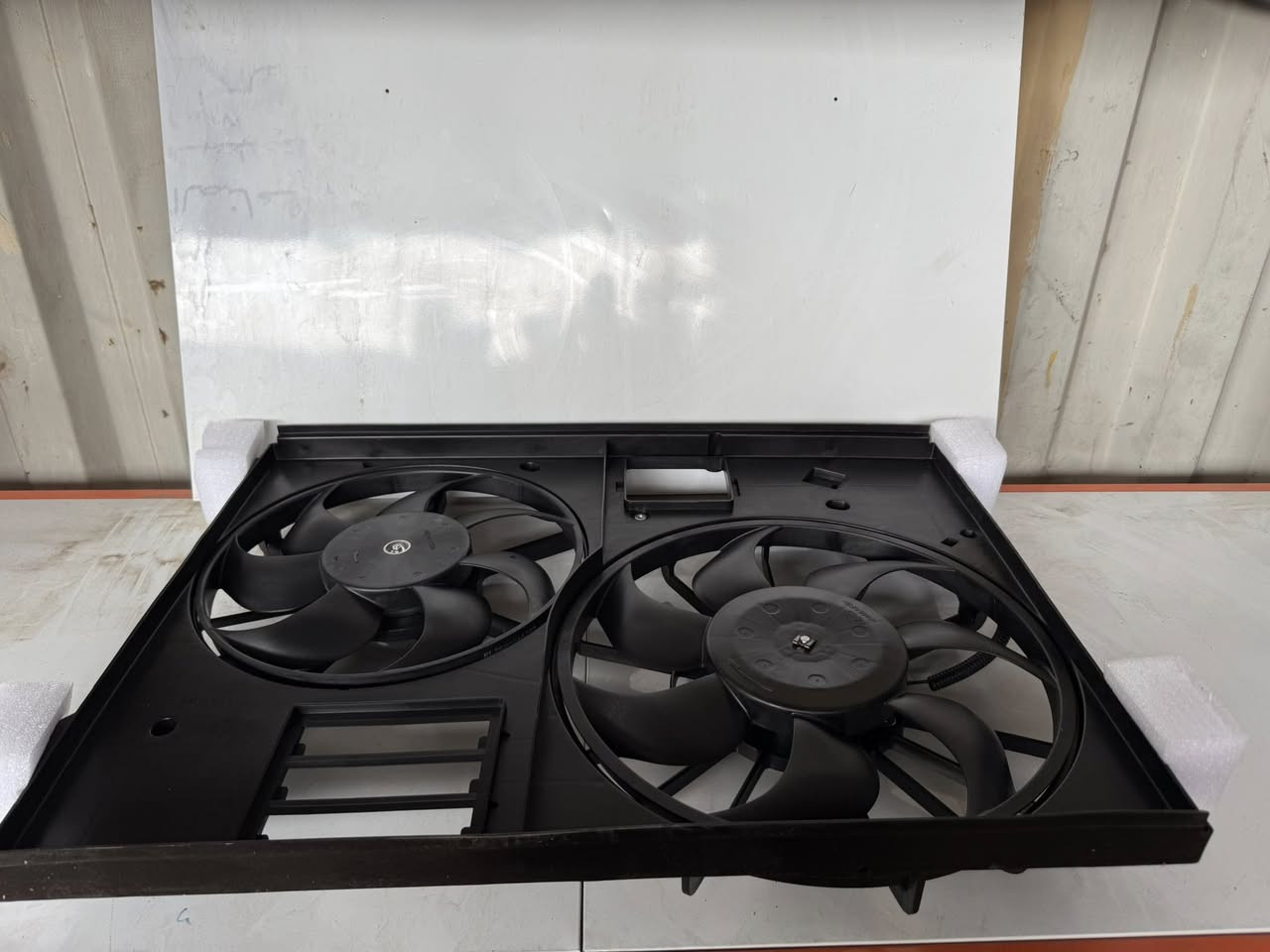 السلام عليكم
متوفرة كافه اداوت السيارات الصينية GAC 
‎ لدى سنتر الصناعة لبيع الأداوت للسيارات الصينيه كافه 
يتوفر خدمة توصيل لجميع محافظات العراق

العنوان : البياع الحي الصناعي الشارع الخامس 
هـ***********/***********
