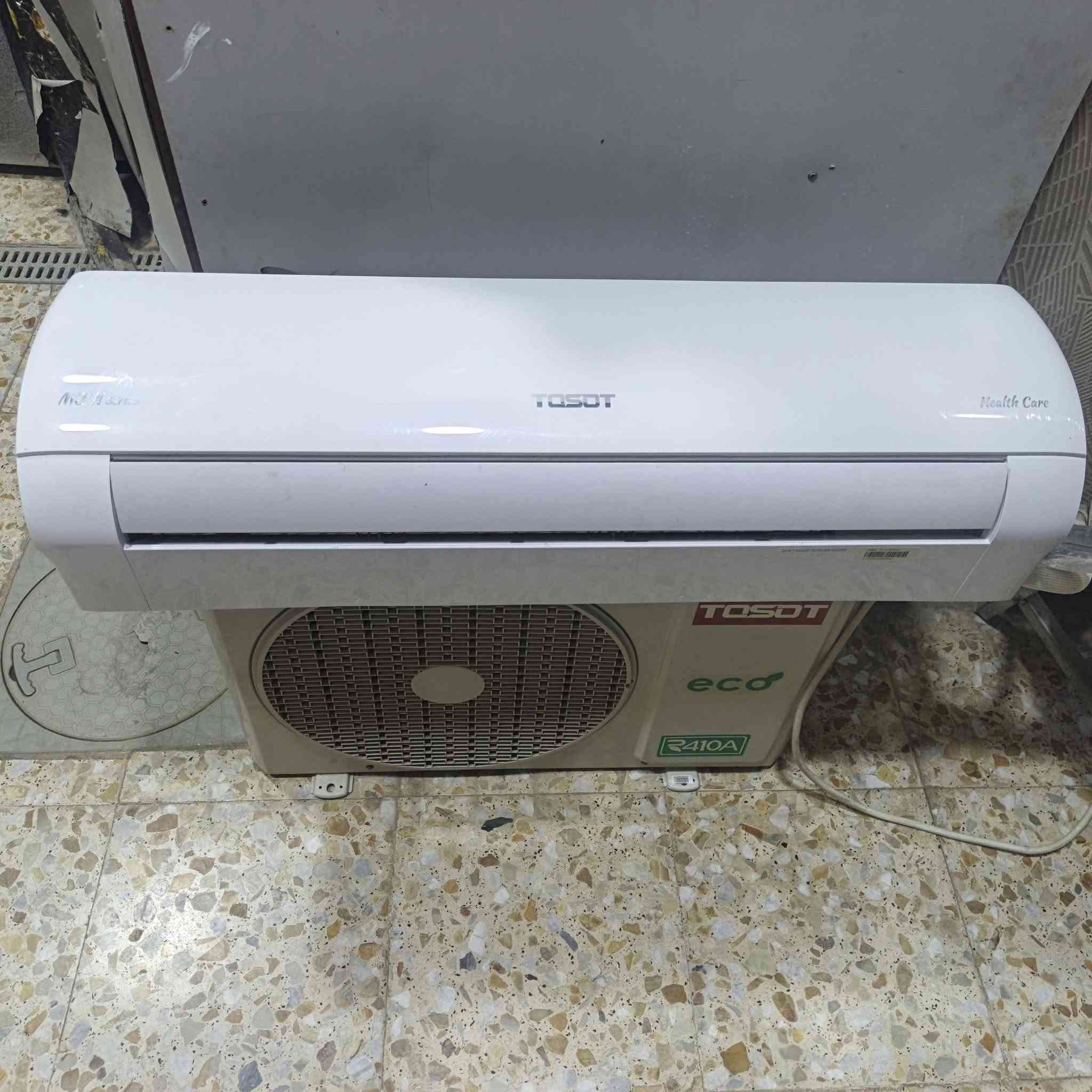 للبيع مكيف واحد طن انفيرتر تحكم سبلت توسوت طن ونص شرط جدد مكيف ٢٥٠ سبلت ٤٢٥) ***********

