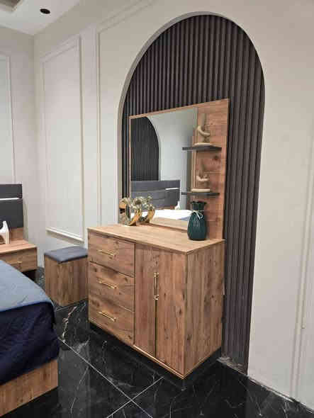 عرض تخفيض اسعار لمده محدوده غرف نوم تركي 7 قطع 
كنتور 8ابواب 
طول الكنتور 3 متر 
الجربايه وي الكومديات 3 متر 
السعر 800 الف فقط 🔥🔥 للحجز والاستفسار راسلونا وات ساب  ***********
       ***********
 البصره 
 نقل وشد داخل مركز البصره مجاني توجد خدمه توصيل للاقضيه والنواحي والمحافظات الجنوبيه بأسعار مناسبة ملاحظه ما تدفع اي مبلغ قبل لا تنشد وتكمل ابيتك عليكم بس تنزيل الكراتين من السياره لداخل البيت
