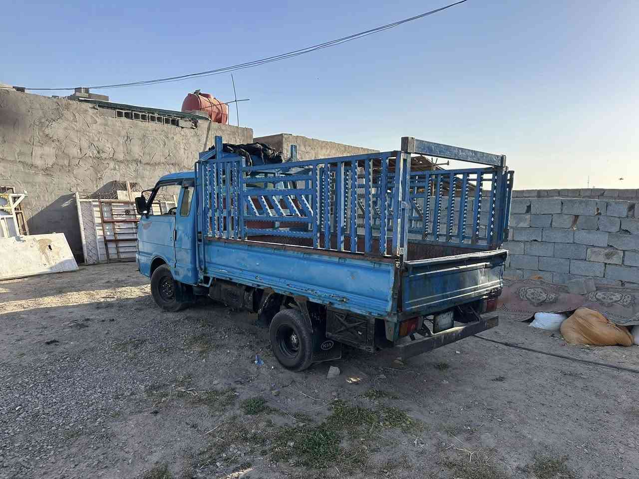 السلام عليكم
كيا 1996 رقم بغداد بسمي تحويل مباشر
شاصي لا تعمير ولا كص سيار نظيفه شوف العين
كير محرك جديد  50 ورقه وبيه مجال
***********
