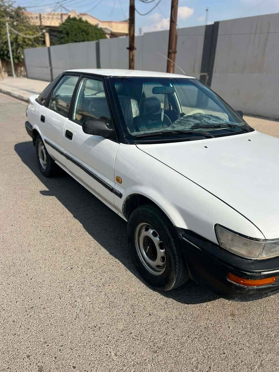 كورلا موديل 90 رقم نينوى اجنبي شرط التحويل هزه جديده محرك شرط كير عادي شرط مصبوغه حزام جماليه بدون دواخل كوبون بيها
مكان السياره موصل الأيسر 
السعر 35 وبيها مجال
***********
غير متواجد ع الفيس
