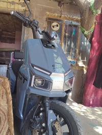 دراجه شحن صاقعه SR xxx جيتي شكل الرياضي الباب الأول وحش بل الشارع مواص...