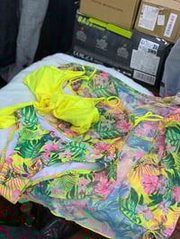 شي ان جديد كل قطع الفين ماركات تريدون شلعه  07780147098بسعر اقل مكلفه ...