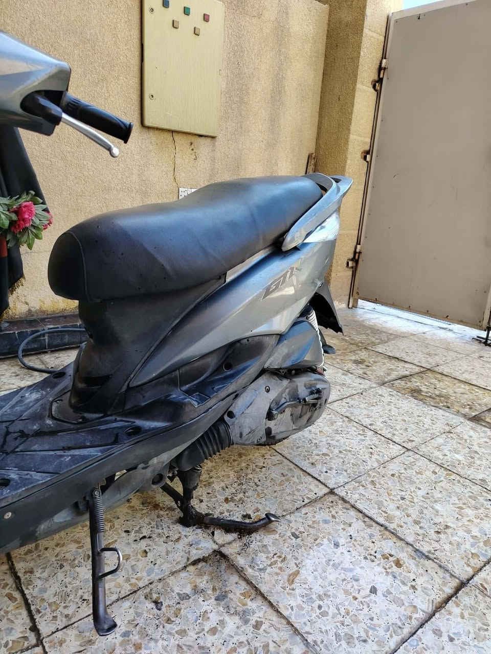 دراجه ثعلب للبيع مكينه بلادي شلعه معدل محرك ناعم اسعر 550 وذا مراوس حسب القناعه ميخالف الحريه شارع 20 (***********)
