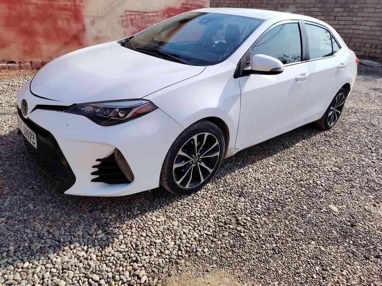 سلام 👋كورلا 19ابيض ثلجي ماشيه 80 يعني كلين بدون صبغ شرط جديده صدر جديد طخم تاير جديد ب3اوراق شرط تشقيل عن بعد كير ومكرك بشرط جديد جديد جديد يعني السياره على وضع شركه بشرط المكان الموصل ناحية القيارة قرية الحاج علي السعر 165 ووووووو الهاتف *********** كارتون
