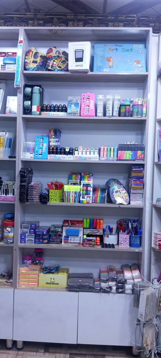 سلام عليكم 

مكتبة كاملة للبيع تاخذ كبل تفتح بسعر مناسب ((قرطاسية فترينات سبع قطع جهاز كبير استنساخ ملازم كتب hp5865 طابعة برذر T220 طابعة كانون أبيض وأسود 3010 لابتوب دل جهاز كبس حراري وميز وكرسي)) ديالى - بلدروز - شارع الجمعية بالقرب من معهد البسام نهاية شارع خجو للاستفسار الاتصال_***********
