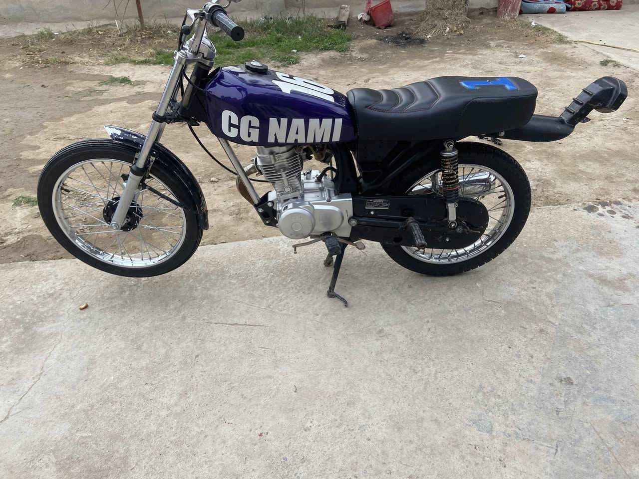 البيع نامه شلامجه تعمير 25 دراجة حلوة ونظيف شلعه معدل فول مفتوح بس ولفات بس جبنه كليمه رقم شاص موجود ب ا￼نيته ما بيها السعر 550 بيها مجال المكان كربلاء طوريج يم المدرسه مالّ المنفهان ￼￼


**إذا كنت صاحب هذا الإعلان وتريد حذفه لأي سبب، رجاءا أرسل رسالة إلى الدعم الفني**