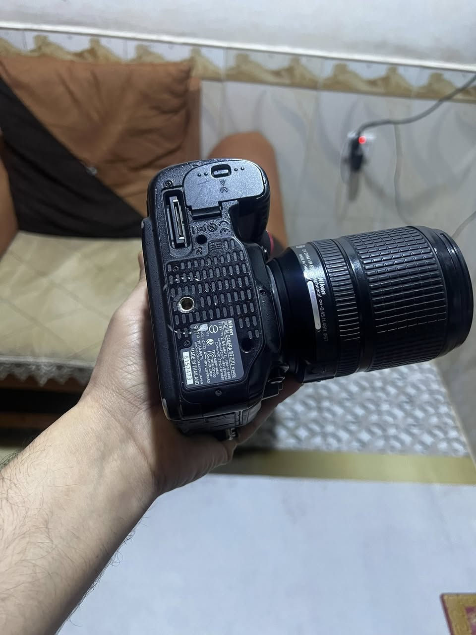 كاميرا 7200 نيكون
ملحقاتها وياها 
عدسه 18-140
هود 
شاحنه
بطاريه 
كرب بطاريه
حزام 
كاميرا حلوه ونظيفه الياخذها بالخير عليه 
***********
