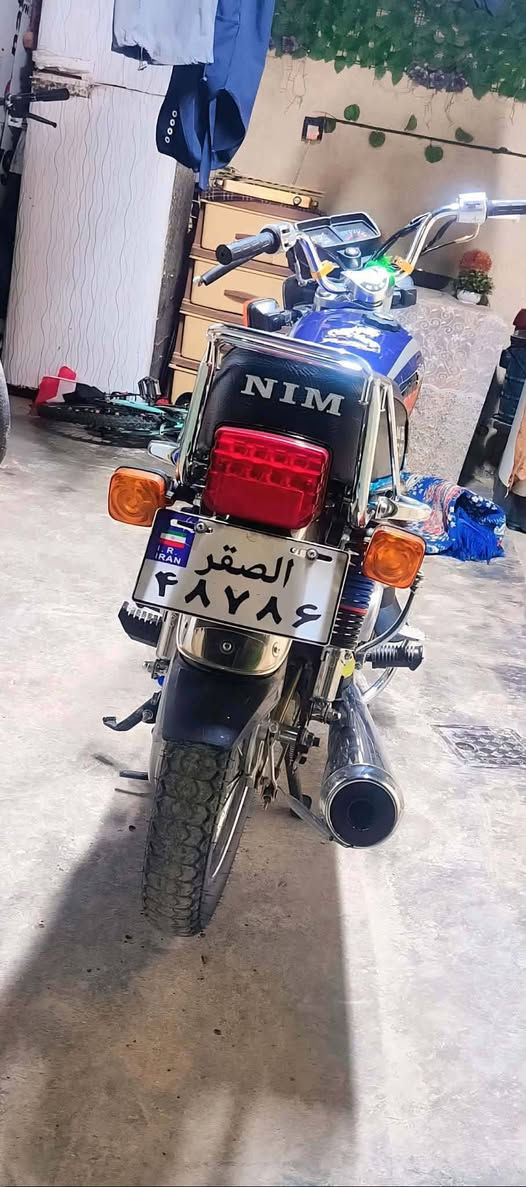 السلام عليكم....
السلام عليكم دراجة نامة امتياز موديل 2025 أوراق كاملة شلعة ومعدل الكهربائيات شغاله صالنصه نجمة محرك ما مفتوح سعرها 680 وبيها مجال مكاني

المحمودية رقمي ***********
