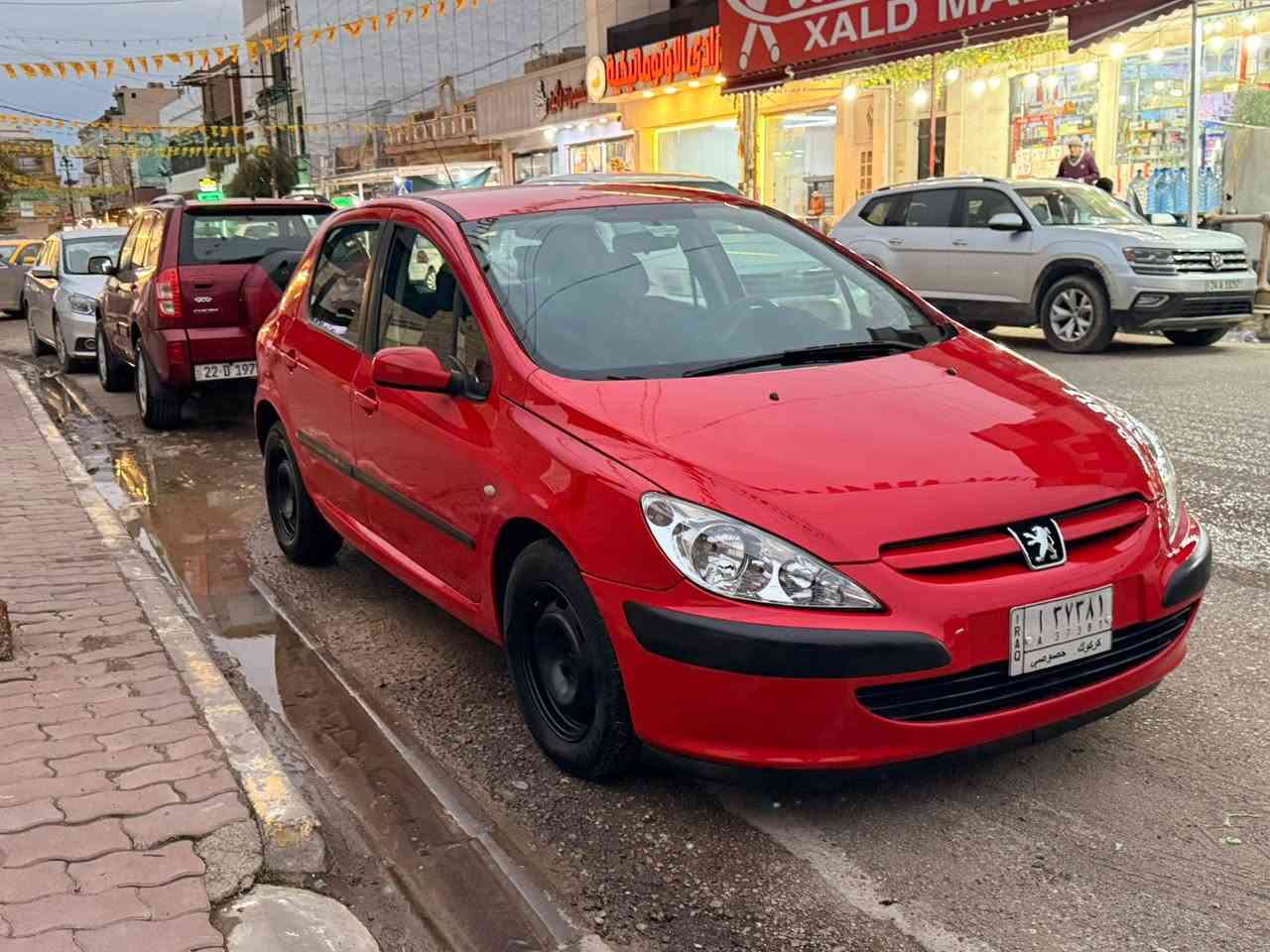 بيجو فرنسي موديل 2005
سنويه نهاية 2026
دفتر  بنزين موجود 
صبغ جماليه  كير محرك شرط صدر طخم اطارات جديد 
بدون نواقص  
سعر 60$ 
***********
