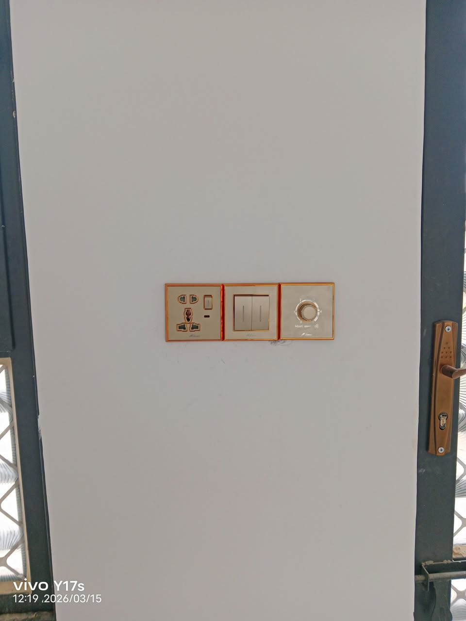 السلام عليكم كل الي تحتاجه بماكن واحد
تأسيس وصيانة الكهرباء والسباكه نهتم في
الدقه والتركيز بلعمل والجودة والسعر المناسب
(***********) واتساب ☎️☎️
