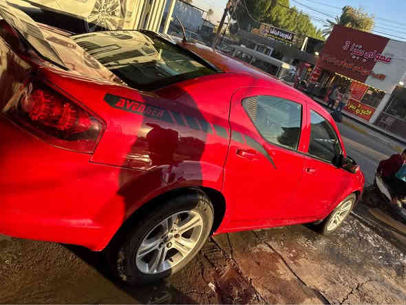 ‎السلام علیکم
‎دوج افنجر 2013
‎للبيع أو مراوس حسب القناعه رقم مميز بغداد انكليزي بسمي هزه سنویه جدیده منضومه تبريد وفريز جديد قبل سبوعين شديتهن اي تفاصيل وسعر خاص
‎لايتات زنون اصلي جميع الكهربائيات شغاله ضفيره بلاديه مملعوب بيها مكينه 2400 المرغوب كير مكفوله
‎شاشه اندروید کامره كشنات جلد ارضيه جلد حساسات دعاميه صبغ بجم بدون دواخل بدون شواصي بدون لغد
‎للاتصال *********** واتس اب بغداد
