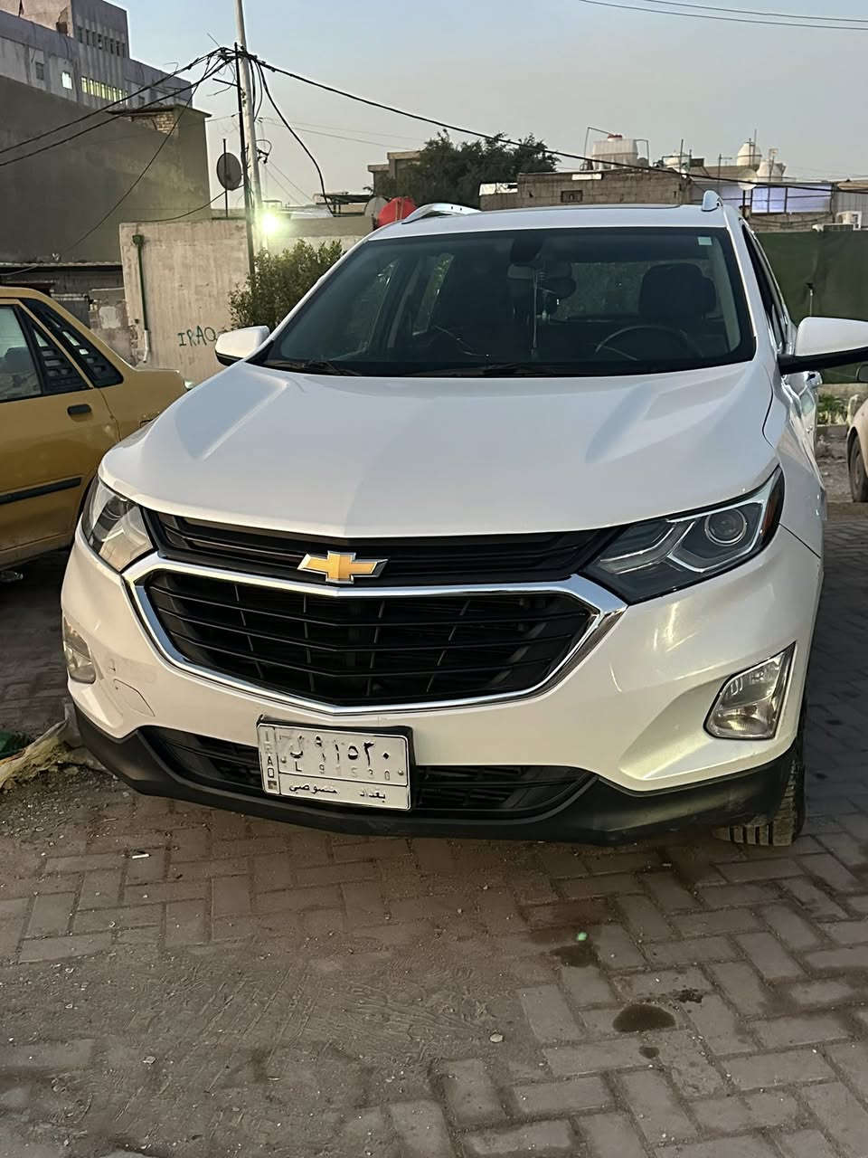 السلام عليكم شوفر ليه ايكوينكس 2019 محرك 2000 فور ويل بانوراما تدفئة بالكشنات شاشة جبيرة فئة LT  حادثها مبين بالصور للبيع  السعر 150 وبيها مجال قليل للاستفسار الاتصار على الرقم *********** مكانها بغداد مدينة الصدر
