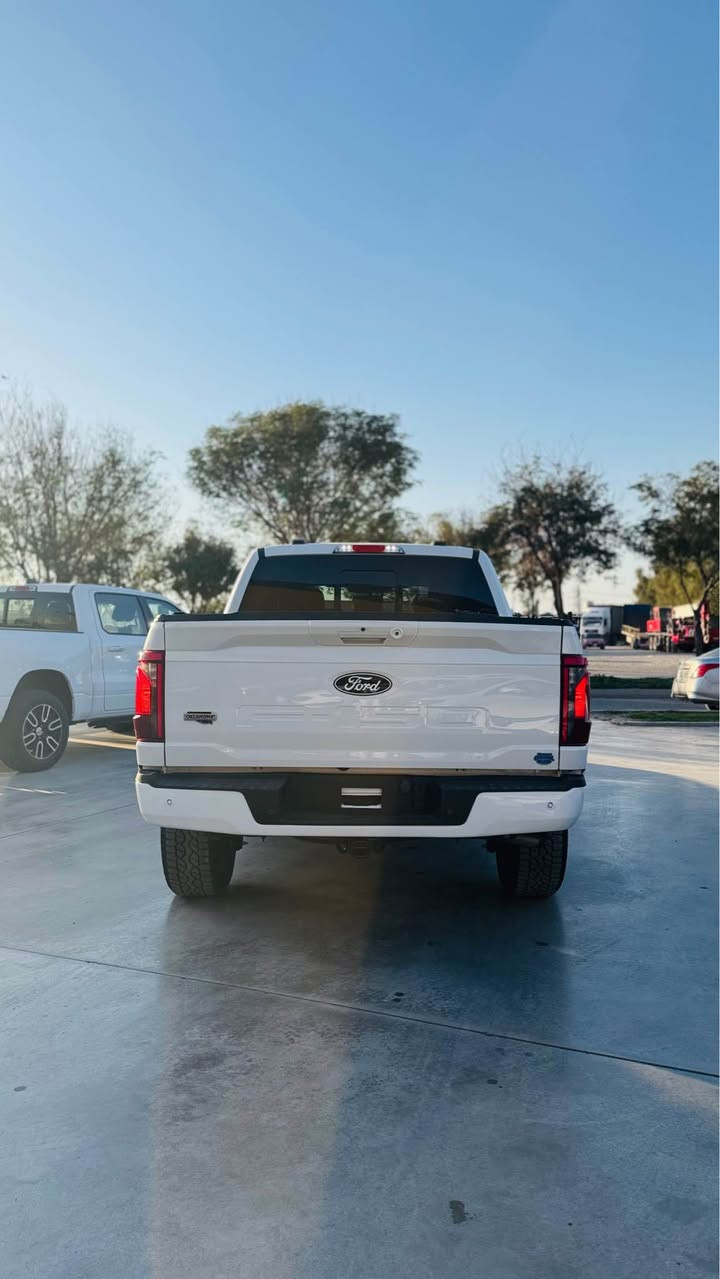 ماشاءالله 🔥
.
FORD F 150 XLT 2024
.
سیارە ماشیە بس ١١ الف مایل 
.
حادث خفیف و بدون ارباگ سیارە 
.
گیر ارضی 🔥
دبل اکسل 
شغال
شاشە جبیر 
کشنات هیتر و کهرباء
کامرە ٣٦٠
رادار ٣٦٠ 
تبرید مرکزی 
لایت اوتو
.
بچم کبس و قطعتین مبدل بلاد نفس لون ،
سونار موجود ، رقم شاصی :
1FTEW3LP0RKD37865

سعر مناسب - *********** كالار, السليمانية

