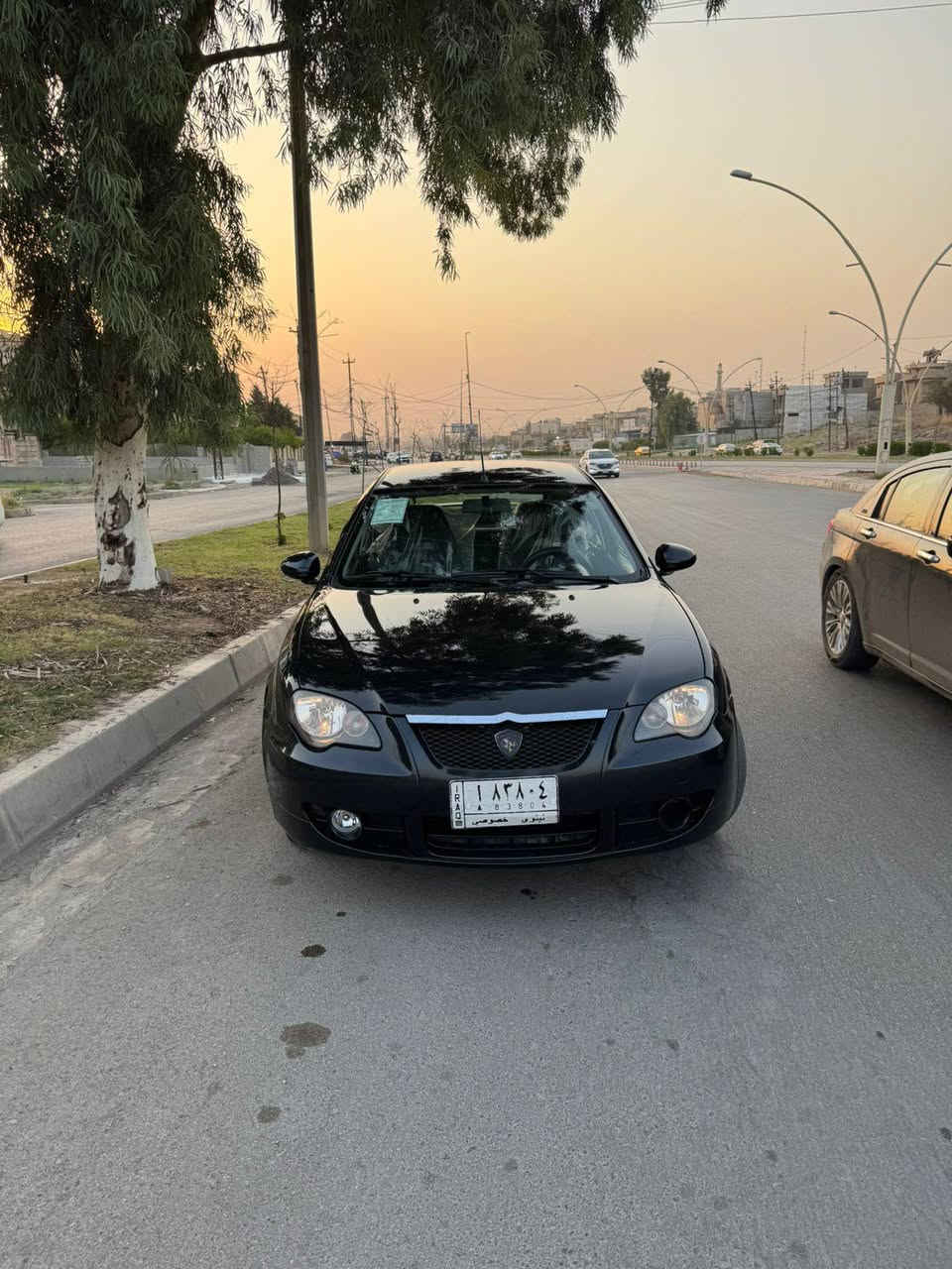 بسم الله السلام عليكم 
حبايب بروتون هاج باك 2016
السيارة نظيفه كلش 
السيارة سابقا مكفولة صار بيها ضربة بالباب والصورة مرفقة 
السيارة شركة بيها ملاحظات كلش بسيطة 
صدر نص عمر 
ماشيه 107 الف 
تبريد و تدفئة شركة
سنوية بشهر ال 11 نفذت 
السعر 82 بيها مجال كلش بسيط 
التفاصيل الباقية اتصل و تدلل 
***********
