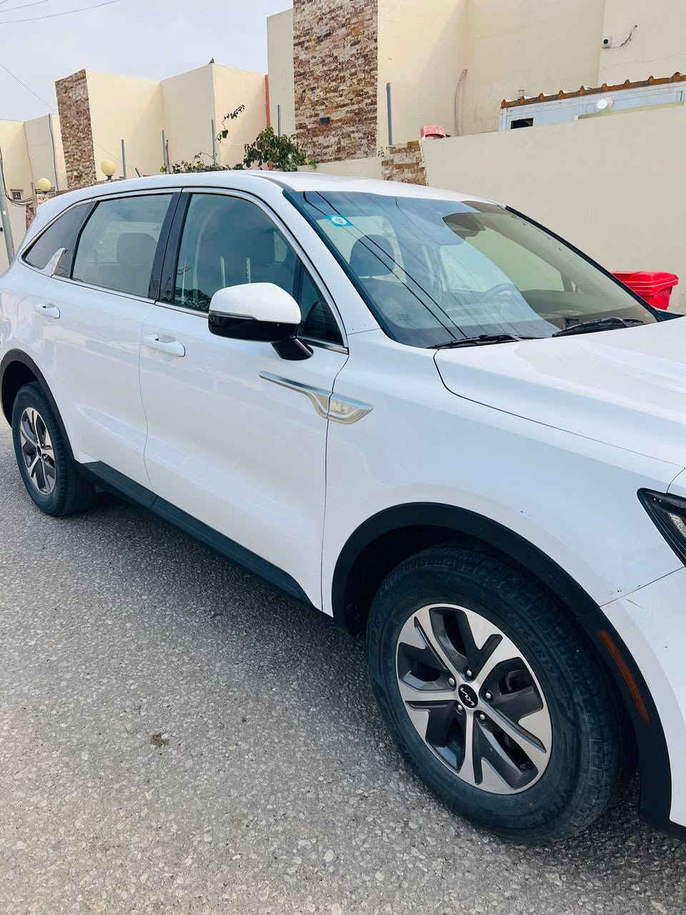 السلام عليكم
للبيع سورنتو موديل 2021 وارد امريكي 
حادث السيارة بابتين جه السائق مواصفاته معروفه 
السعر المطلوب 225 وبيه مجال قليل 
***********
