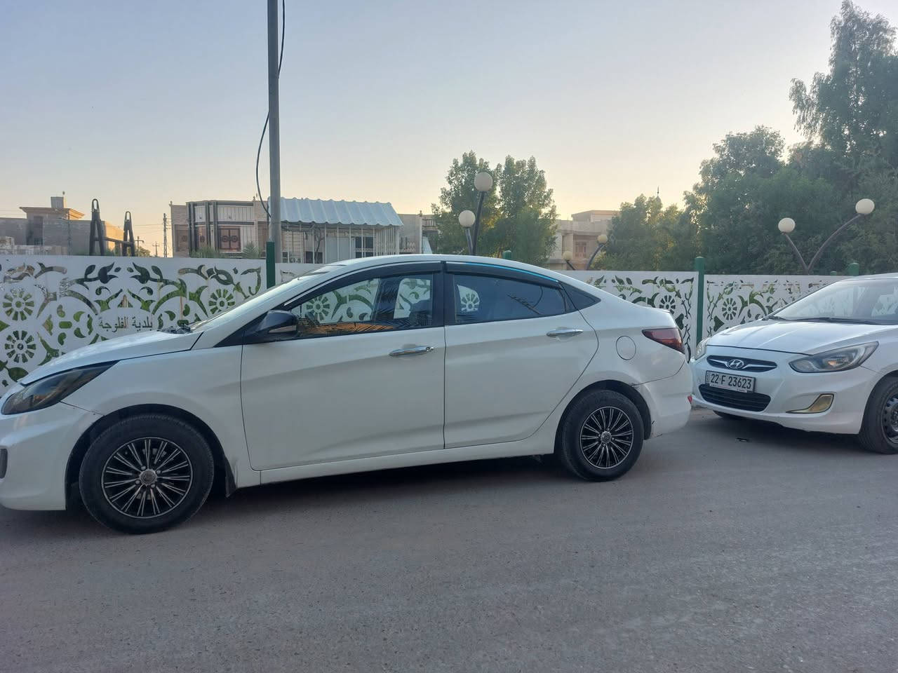 السلام عليكم اكسنت خليجي محرك دوش ١٦٠٠ 2013
كير محرك تبريد كفاله 
سياره جاهزه وحلوه 
سعرها ٧٥
تحويل مباشر 
مصبوغه عام بدون دواخل
***********
