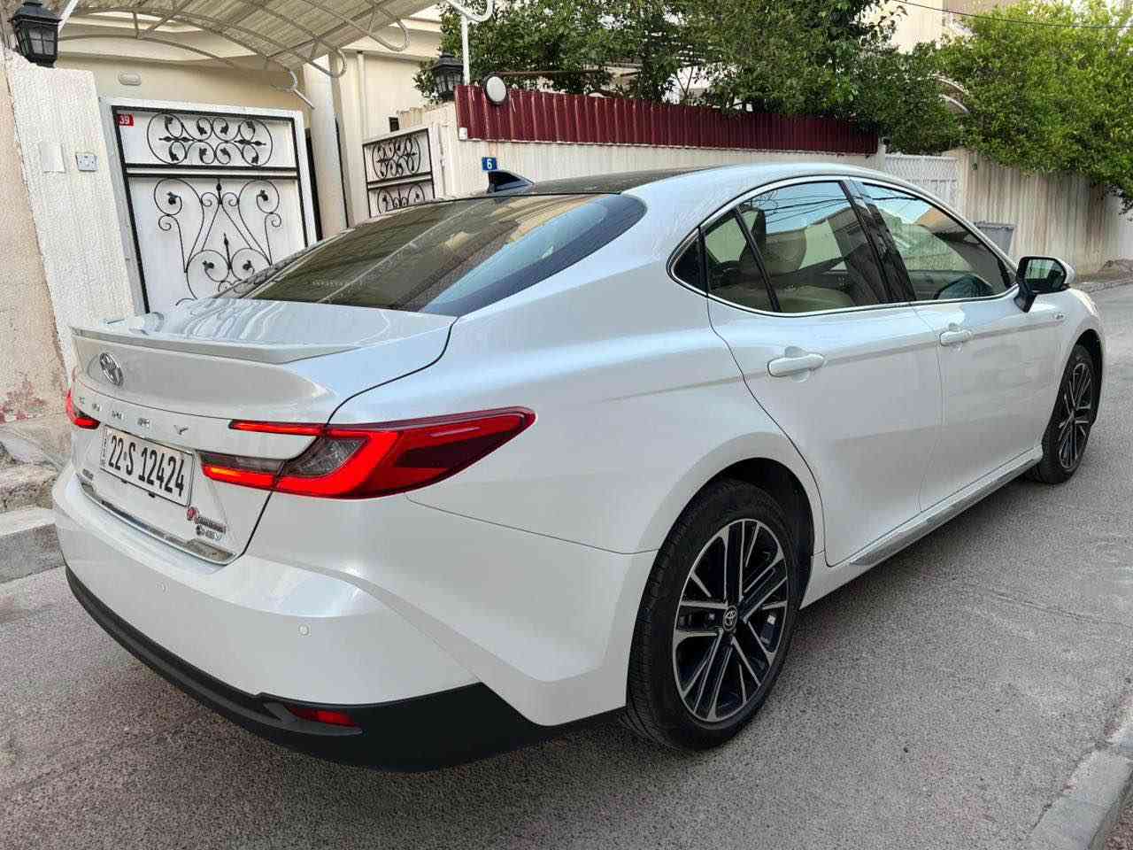 كامرى ٢٠٢٥ قەپات مواسەفات 
مواصفات GLE
شرکە جیهان فول مواصفات ماشی ٦ الف فقط،،
بدون ملاحظة،
هیچی نیە،،
پانوراما بەردە،
HEV
ضمانى شەریکەی جیهانی لەگەلە،
کشنات جلد و تبريد..

٣٣٢ $
*********** رەقەمی ساحبی أربيل, العراق
