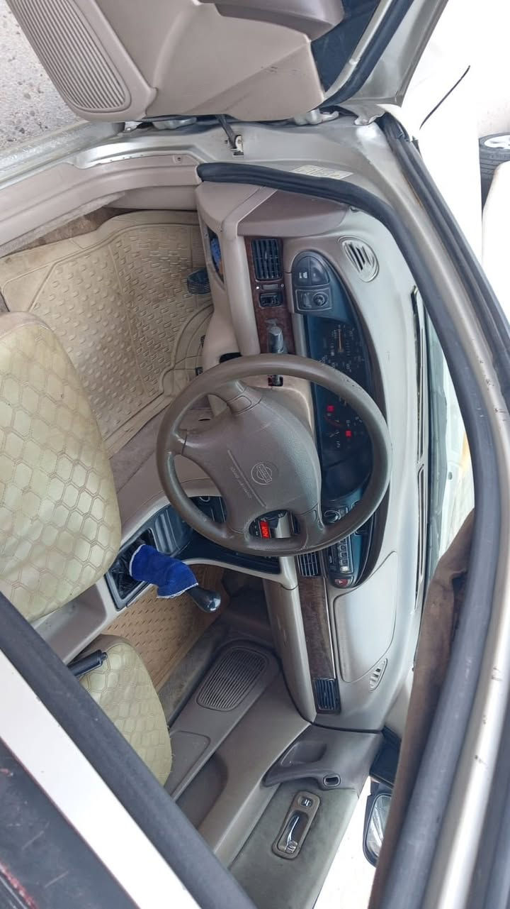 للبيع فقط
نيسان التيما موديل 1994
محرگً گير كفاله 
كير عادي 
كهربائيات شغاله 
سنويه ساقطه بشهر 12 شرط التحويل 
يرادلهاا درايم شفت وشوي خربطه بالمحرك شغاله وتمشي
سعر 22وبيهاا مجال قليل 
الرمادي التأميم
***********
