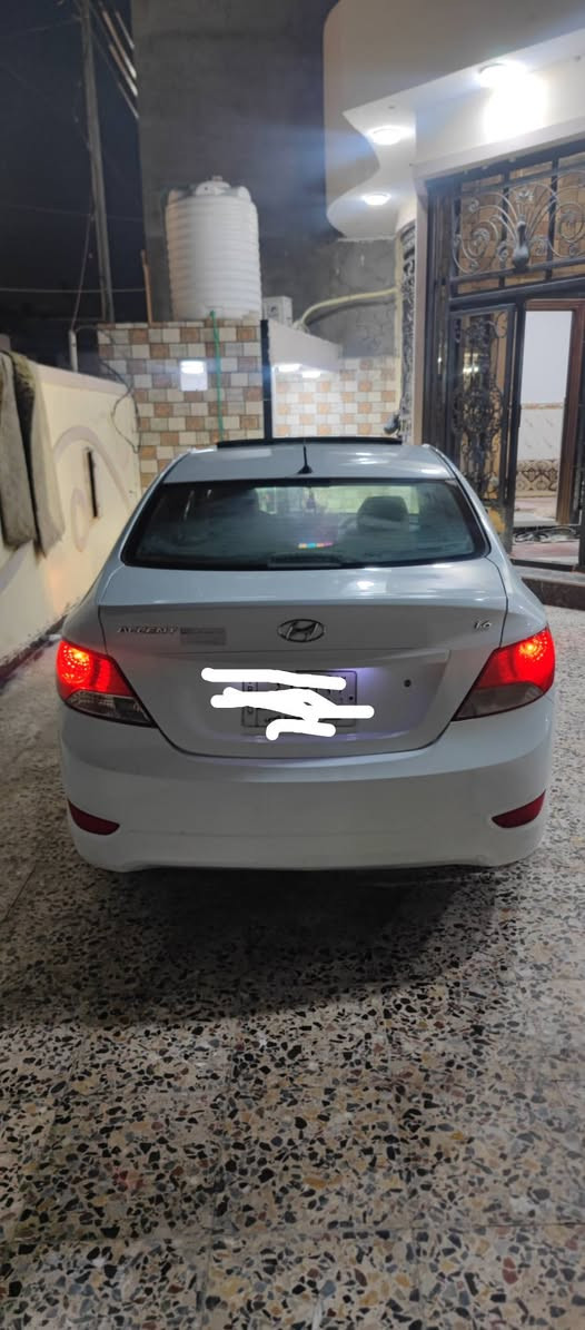 اكسنت خليجي 2014 كفاله عامه 
فتحه مكينه 1600
السعر 110
***********
