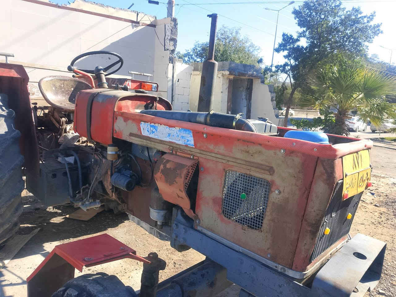 مكينة عنتر 90
بو فروشتن به شرط
ناونيشان/ كلار
***********
