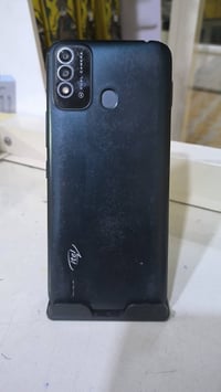 ايتل P37 • ٣٢ • شاشة اصلية