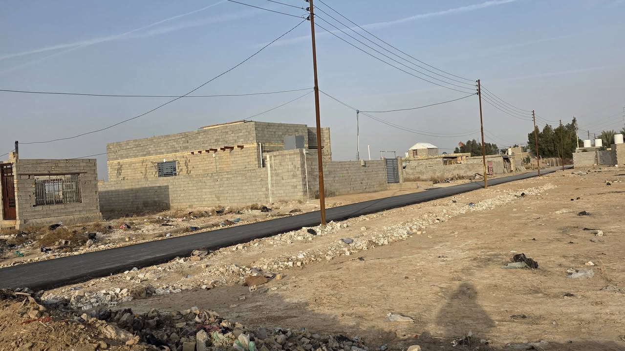 سلام عليكم عندي قطع خلف مطعم الديوان خط 5 القطع بيه ركان وخلفياة
‏‪0770 010 4217‬‏
