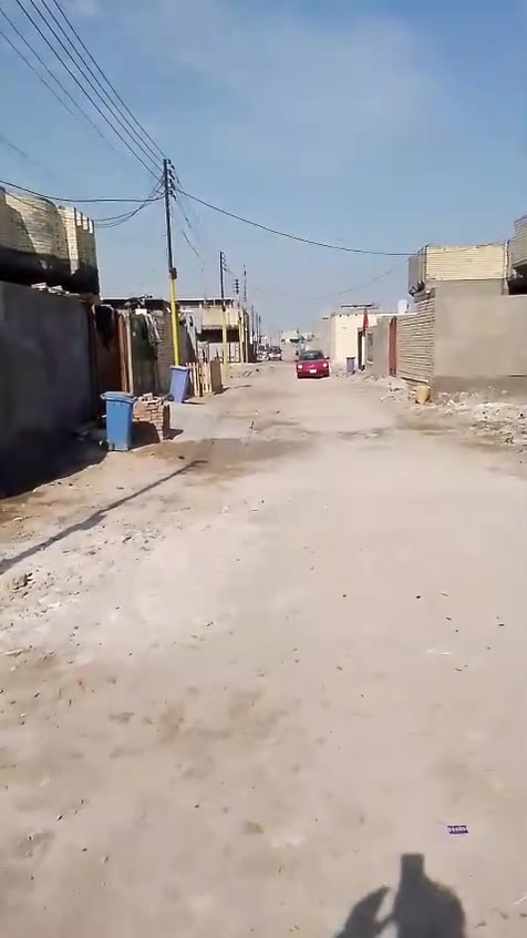 دار البيع المساحه ١٠٠متر حي دجله زراعي قرار ٢٥ البيت طابق ونص المنطقه كامله خدمات السعر ٥٠ وبي مجال بسيط البيت سعره أكثر من خمسين بس اني َمتوازي عل  فلوس واريد ابيع ***********
