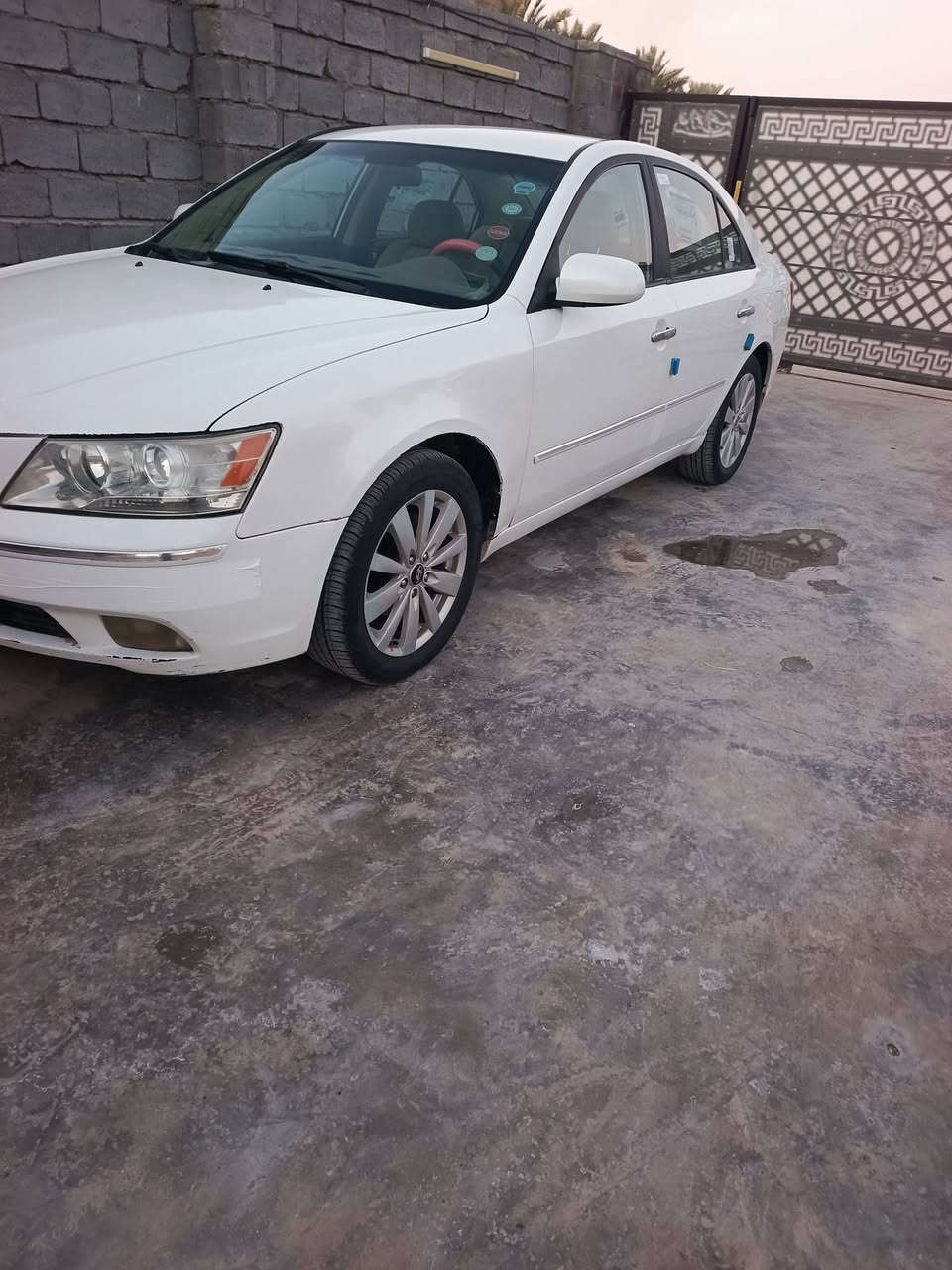 السلام عليكم سوناتا 2009 وارد امريكي بدون حادث ليبل واحد رقم انبار محرك 2400 تكشير ومصوقه السعر 105 وبيها مجال الاتصال ***********/***********
