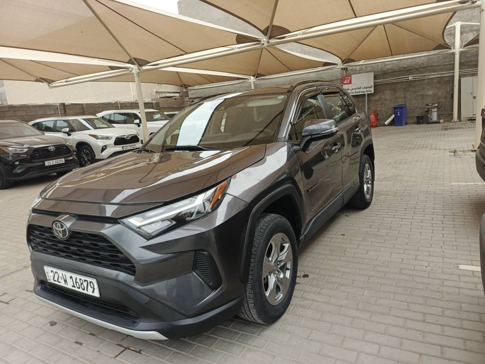 راف فور ٢٠٢٣ ماشية ١٧الف
تحكم ستيرن فول 
سلايد 
راداد امامي جانبي 
نقطة عمياء 
تحديد مسار
كشن كهرباء
تدفئة كشن وستيرن 
ويل كروم 
اشاير بلمرايات 
اقتصادية جدا بلبانزين 
ثلاث وضعيات قيادة 
دفع رباعي 
السعر ٢١$ وبيها مجال 
الاتصال *********** بغداد, العراق
