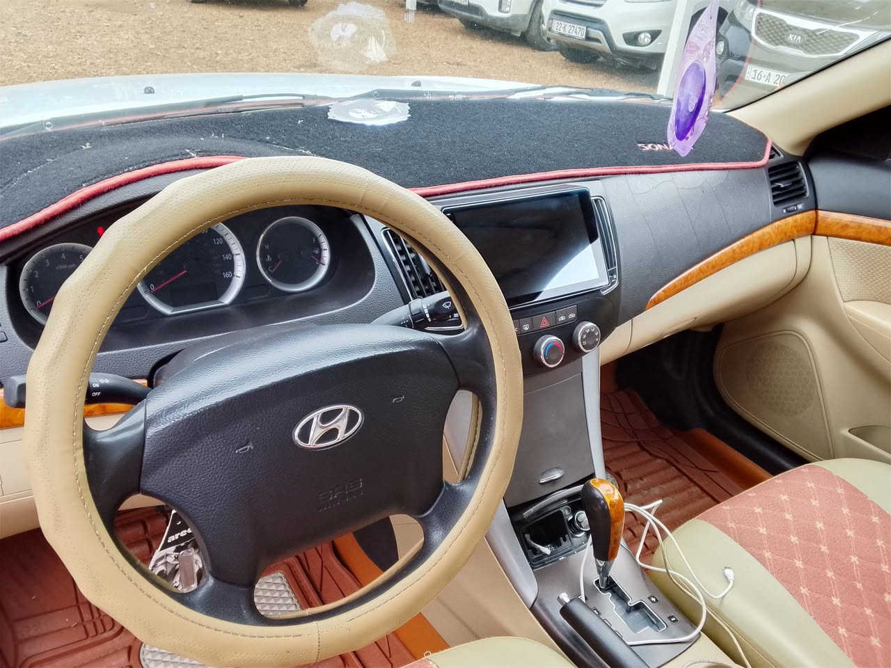 هيونداي سوناتا موديل 2010مكفولة كفالة عامة ضربة وصبغ وتبديل فول مواصفات محرك 2000 رقم اربيل سياره جديده كلش محرك كير حدادية تبريد كولة كفالة سعر132تلفون***********/*********** أبو حسين مكان السيارة الديوانية
