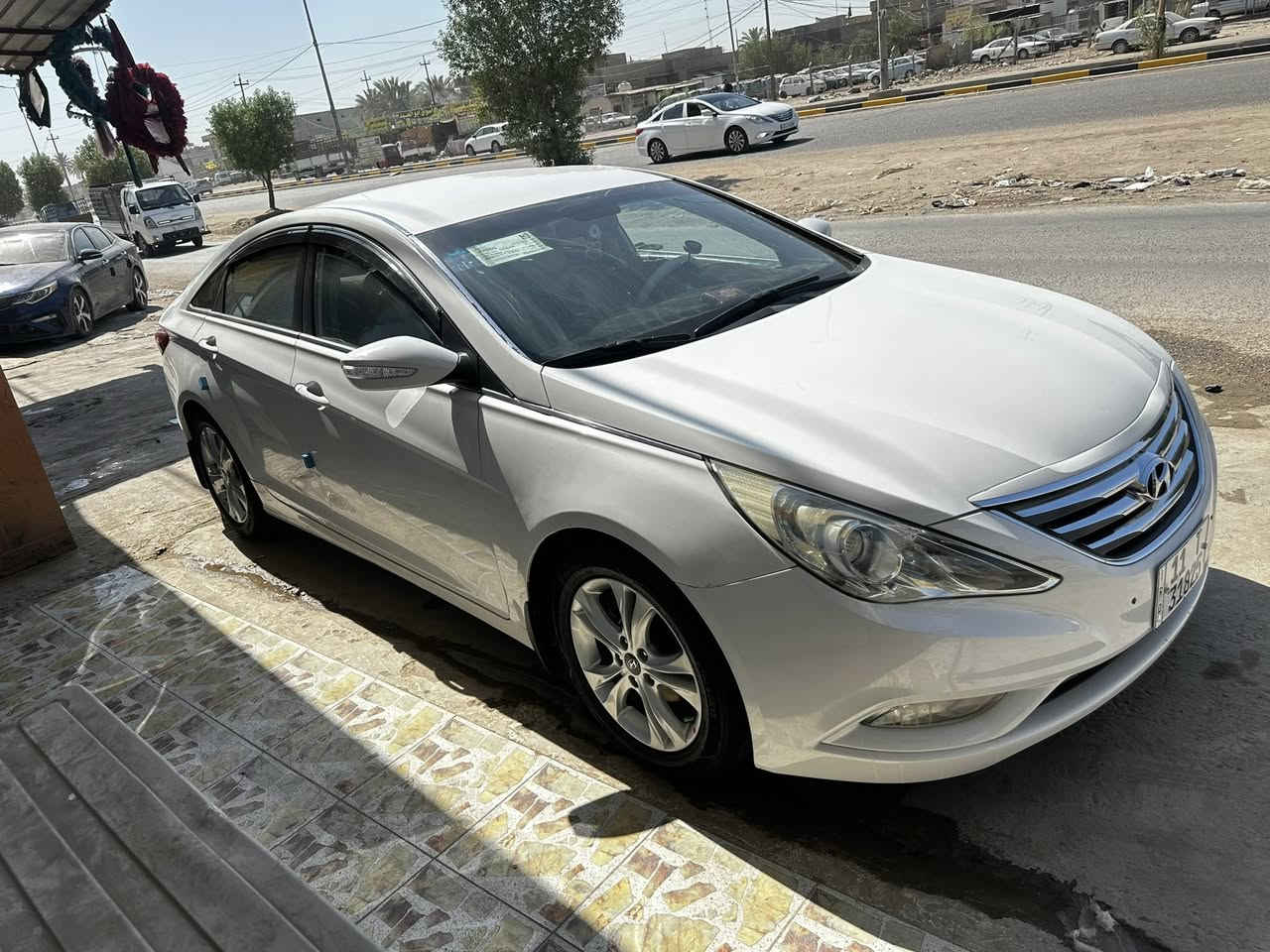 السلام عليكم 
سوناتا 2013 خليجيه الشركة العامة نقص برغي مابيها قطعتين تبريد وشاشه وكاميرا وحساسات خلفيه واشاير بالمري ومري شفط ماشيه فقط 129 الف حقيقي السيارة بيها قطعة صبغ جاملغ امامي وبيهه بارد بسيط ب جاملغ الثاني الامامي رقم بغداد انكليزي رقم وسنويه وهزه قبل شهرين مسويهن جدد يعني لل 31 والسياره بأسمي شخصياً السعر 132 
مكان السياره بابل - حله
***********
