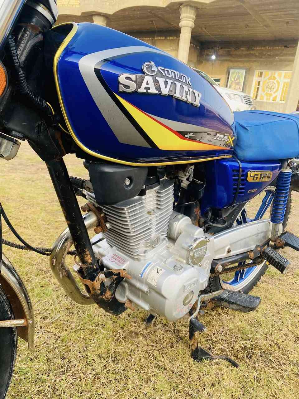 البيع دراجة سفانة موديل 21 أ وراق  سعر 500ستفسار كثر الاتصال ***********
