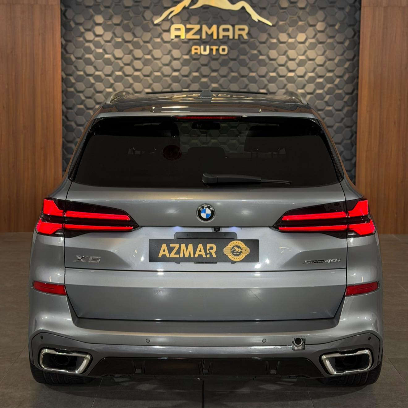 BMW X5 2024 M package
ارخص سعر بكل العراق : 448$ ورقة قفل 🔥🔥
لون مميز تيتانيوم
فول مواصفات
بنوراما
 كشنات جلد و تدفئة و تبريد و ستيرن هيتر و كشنات خلفي تدفئة و رادارات و حساسات و شاشة متصلة و انضمات قيادة بيها و انارات داخلية متعدد الالوان و ٥ كامرات و داتاشو و تحكمات كامل ستيرن و سماعات harman/kardon و بعد هواي مواصفات متنذكر

السيارة وارد امريكي كلين تايتل 🔥
طلع بيها قطعتين بس بخ مال امريكا بدون ضربة📦
سعر : 448$ ورقة قفل🔥
للاستفسار : ***********
العنوان : السليمانية المعارض الجديدة شركة ازمر اوتو معرض رقم ٣٤
