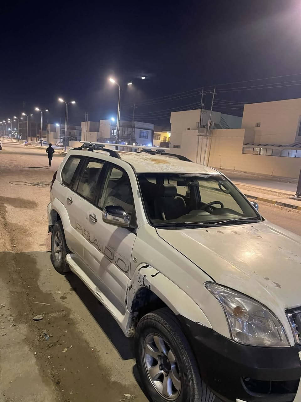 السلام عليكم مكلف بلنشر
برادو 2009vx

بغداد باسمي 

ثلاث قطع تبريد 

ثلاجة

مكينة 6سلندر دبل تانكي 

سبير تعليك المرغوب 

بيه ضربه جاملغ عكس السايق 

مكينه كير حدادية تبريد كفالة 

القماره صبغ تكشر  والبنيد سياره يرادله صبغ عام لان بيه تقشير بالصبغ 

مكان السياره بغداد العامريه  

السعر125 وبيه مجال 

رقم الهاتف ‭***********
