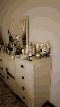 غرفه للبيع تركي vip ١٠ قطع نضيفه جدا جدا مستخدمه ١٠ ايام فقط اسباب البيع السفر توصل ***********
