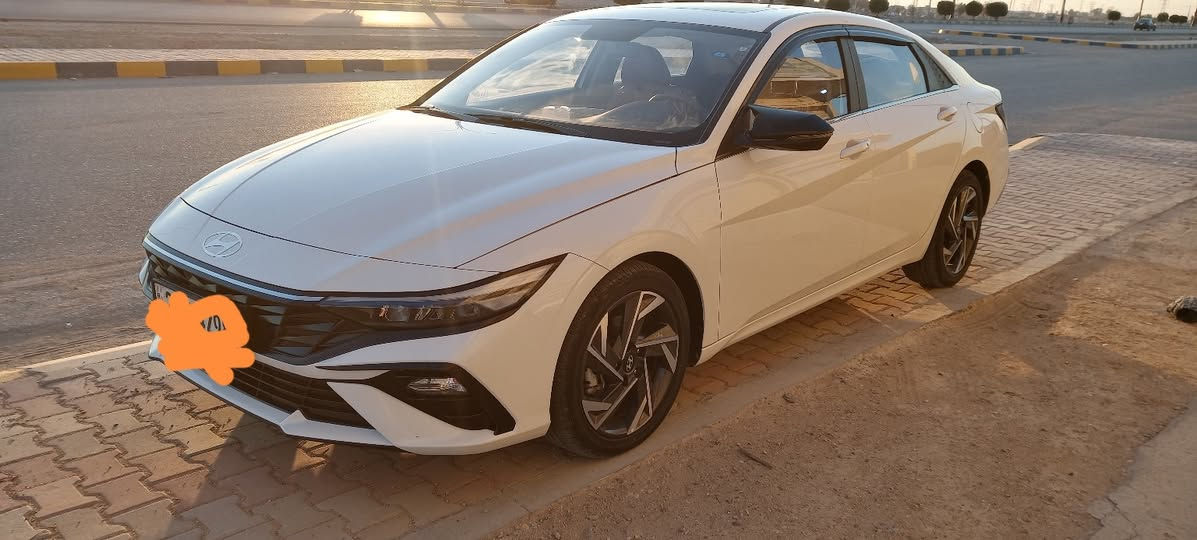 النترا 2024 صيني  رقم سليمانية بأسمي (بيها كوبون بانزين) ماشية 37الف مكفولة  مكانها الفلوجة الصقلاويه السعر 145 وبيها مجال  ***********
