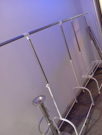 ستاندات ملابس • مستعجل