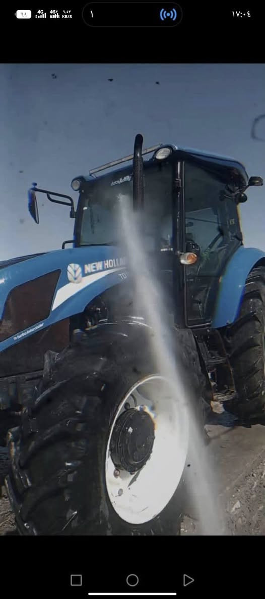 سلام عليكم للبيع مكينه نيهولند حجم 110 رقم اربيل موديل 2015 مكينه مكفوله كفاله عامه لا بخار ولا تنقيص مكينه جاهزة للكراب مكان السماوة قضاء الرميثه الستسفار ***********
