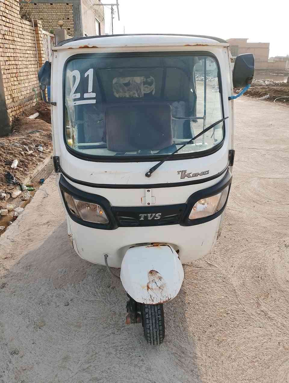 تكتك للبيع موديل 20 سنويه اصوليه 
للستفسار *********** 
قلعه سكر
