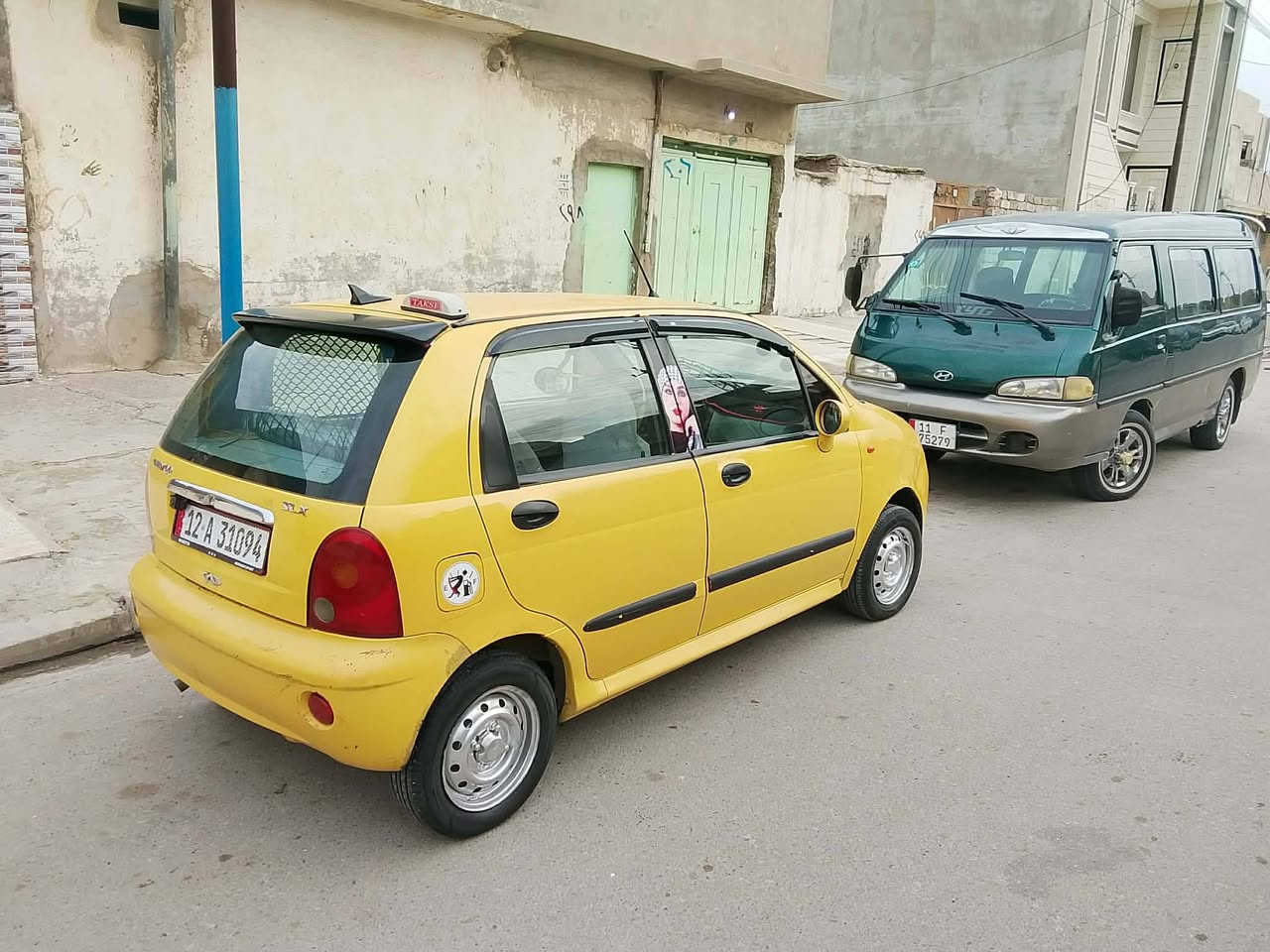 کیو کیو نینوی رقم انكليزي طخم تاير باتري جديد محرك رايمن كاربون جديد با اسمي موديل 11 السعر 35 قفلها
***********
