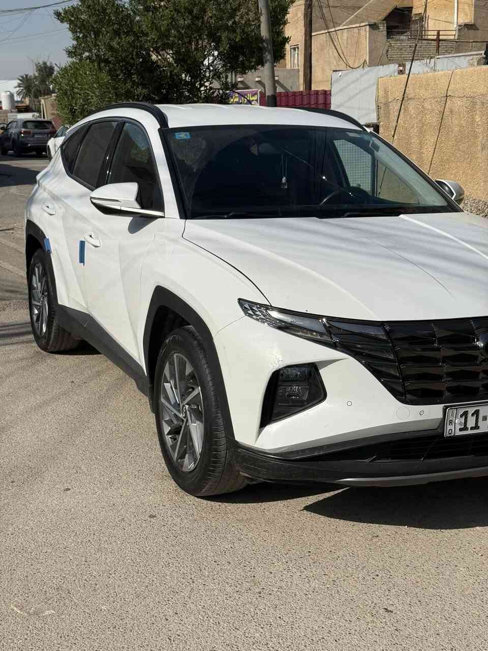 السلام عليكم توكسان خليجي  موديل 2024 
رقم بغداد بسمي  تحويل مباشر السياره 
جديده استعمال نضيف ماشيه 34

مواصفاته 

بصمه عدد2 ابواب وتشغيل عن بعد

محرك 2000 دوش

كراسي كهرباء عدد2

فول تحكم ستيرن 

حساس امامي وخلفي 

ويل كب عدد5 سبير منازل 

كامرا وشاشه جبيره

هندبريك بصمه

مودات قياده 

لد امامي وخلفي وبيه مواصفات بعد حلوه والسياره استعمال كلش نظيف بدون اي اضرار 

والسعر 200  

عنواني بغداد 
***********
