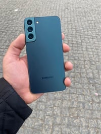 سامسونج S22+ • ١٢٨ • خدوش بالإطار