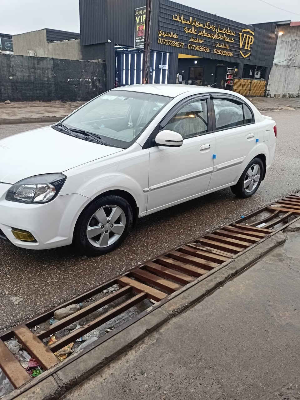 كيا ريو موديل 12 رقم اربيل انگليزي دولي مسطره هزه جديده گير أوتوماتيك محرك 16 بدون  صبغ بيها برد السعر 104 وبيها مجال مكان زمار ***********
