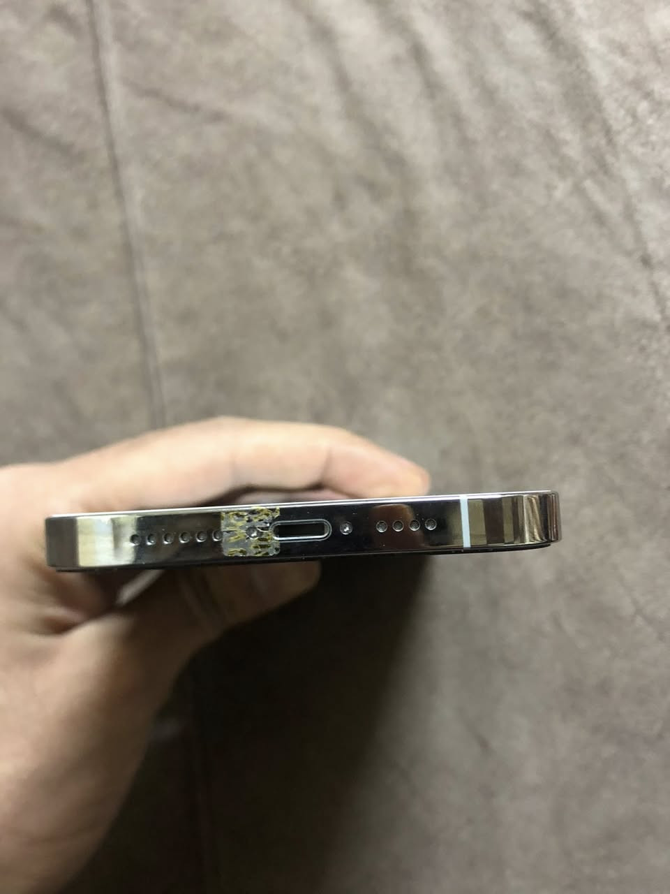 سلام وعليكم 

ايفون 13 برو ماكس 

ذاكره 128

بطاريه 97

مابي شي مبدل بس بطاريه مصعده الباقي شرط 

السعر 650

مكاني موصل جانب الايمن 

***********
