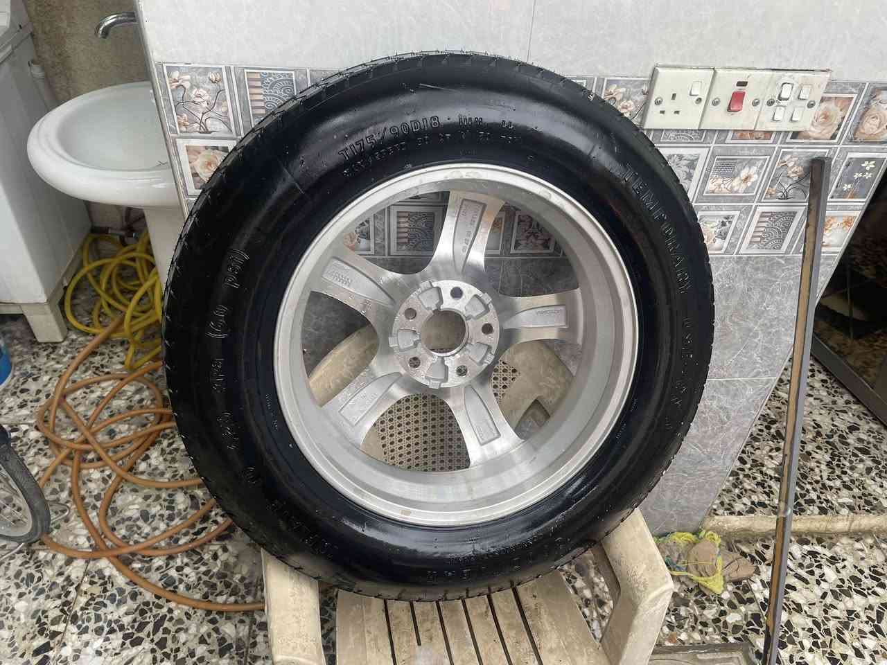 سلام عليكم للبيع اسبير بعده جديد تواصل ***********
