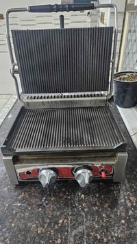 كابسة صاج • جديدة • سنغافورة