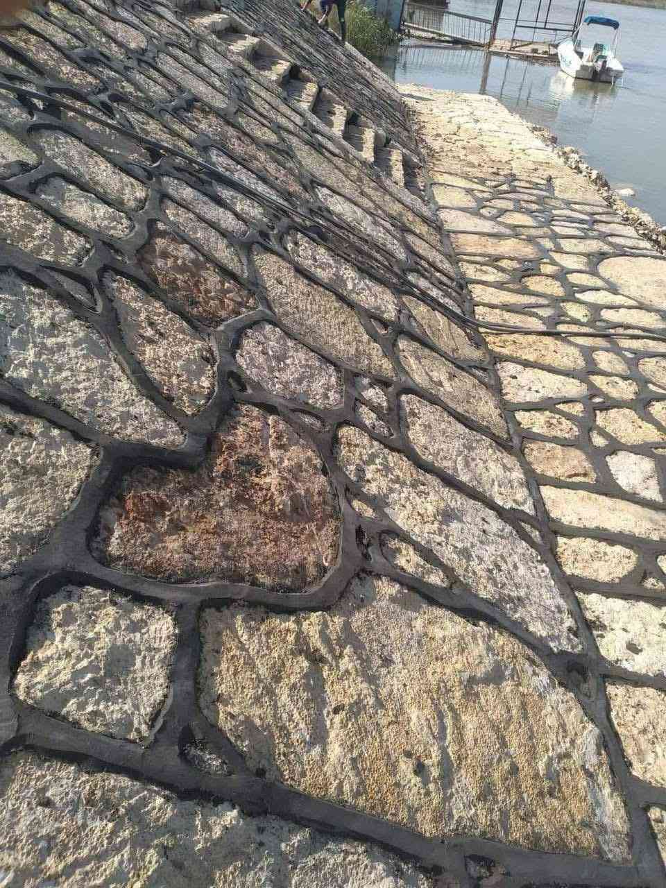 ( رأس الحكمة مخافة #الله)
#متخصص__في_بناء__الحجر__في_العراق
 #دقه العمل ♥️
واتساب اعمال 0776 440 5890 
كل مايخص بناء الحجر كرسته وعمل
بناء بيوت اسيجه تطبيك تطبيك ممرات
تغليف بحيرات شلالات
   عمل +دقه +  الموعد
 قسم الادارة
    واتساب مباشر
 للعمل الاتصال على  
***********
