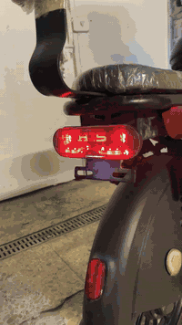 السلام عليكم دراجه شحن 5بطاريات نضيفه جداً 4سرع 99تايرات جدد دراجه كل نقص مابيهه دبلات اشاير هورن كله شغال سله شاحنه اصليه 60Vالسعر 275مكان بغداد الامين الثانيه 

***********
